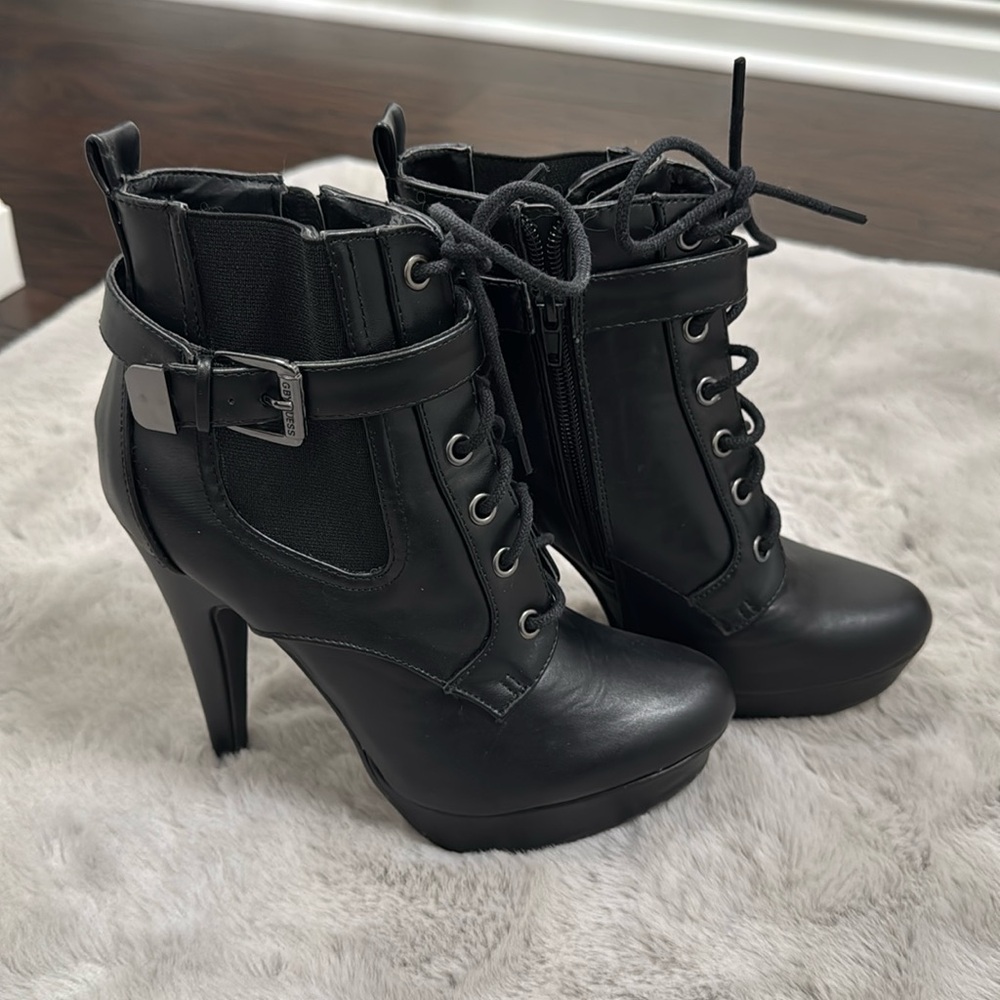 Guess booties